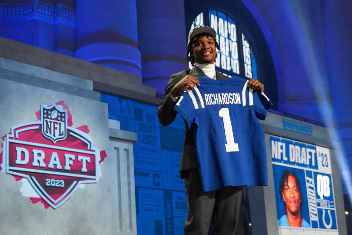 Indianapolis Colts: Keeping the fourth overall draft choice