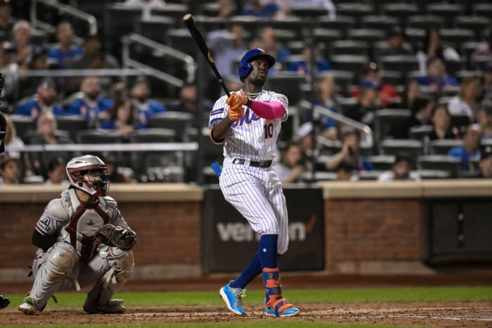 Paul Lukas on X: Mets' Game 1 starter Matt Harvey prefers the blue  alternate jerseys, so look for the Mets to wear that in Game 1.   / X