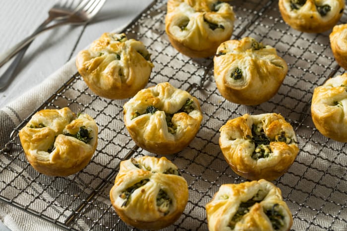 Spinach puffs