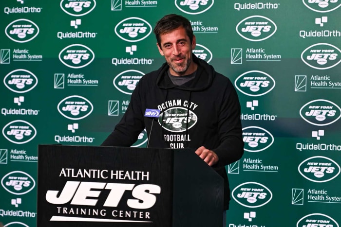 Aaron Rodgers in green