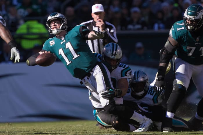 Eagles not impressing during title defense