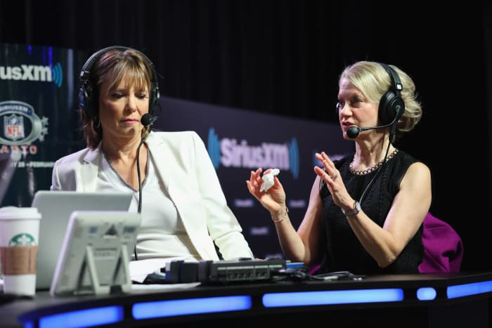 Hannah Storm and Andrea Kremer call an NFL game