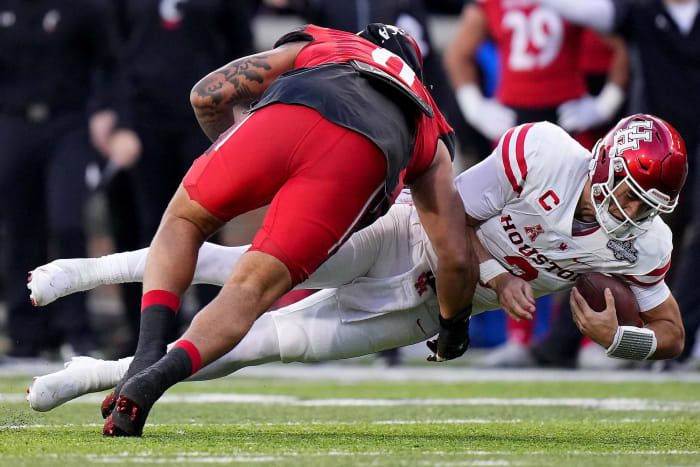 Birmingham Bowl: No. 20 Houston (11-2) vs. Auburn (6-6), at Birmingham, Ala., Dec. 28, Noon, ESPN