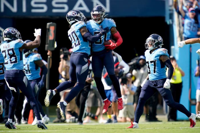 Depleted Titans gut out season-saving win