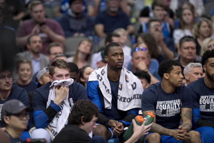 Harrison Barnes traded midgame