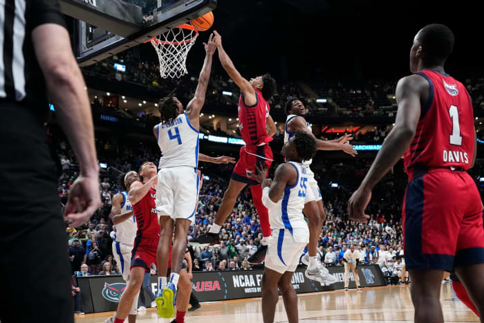 No. 9 FAU 66, No. 8 Memphis 65