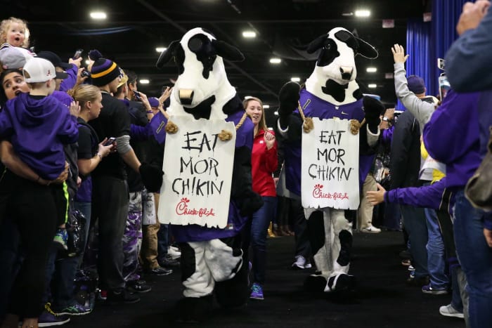 Will the Chick-Fil-A franchise in Mercedes-Benz Stadium be open on Super Bowl Sunday?