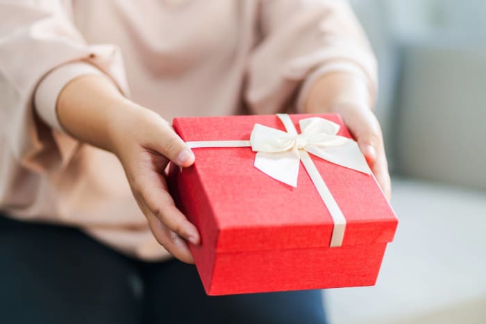Place a cap on gifts with loved ones