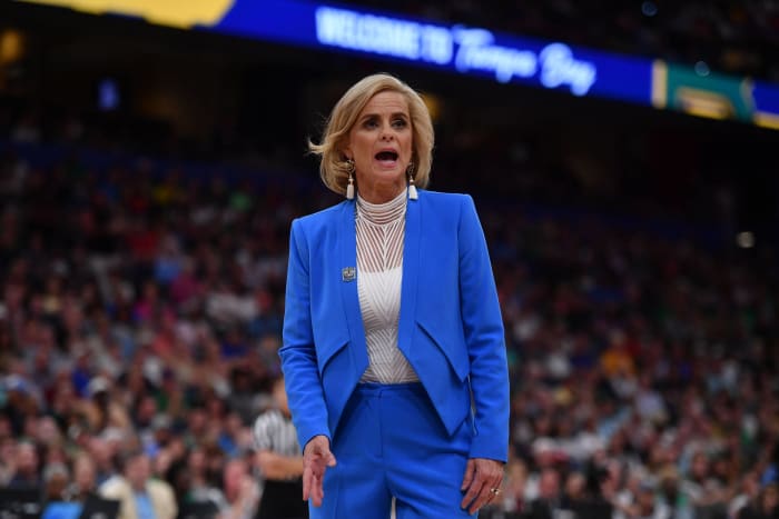 Kim Mulkey, Baylor (women)