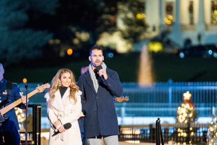 Jessie James Decker and Eric Decker