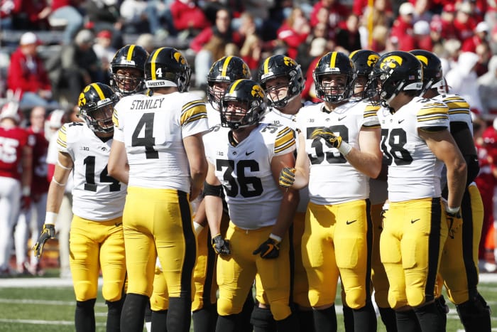 Maryland (4-2) at (19) Iowa (5-1), Noon, Saturday, ESPN2