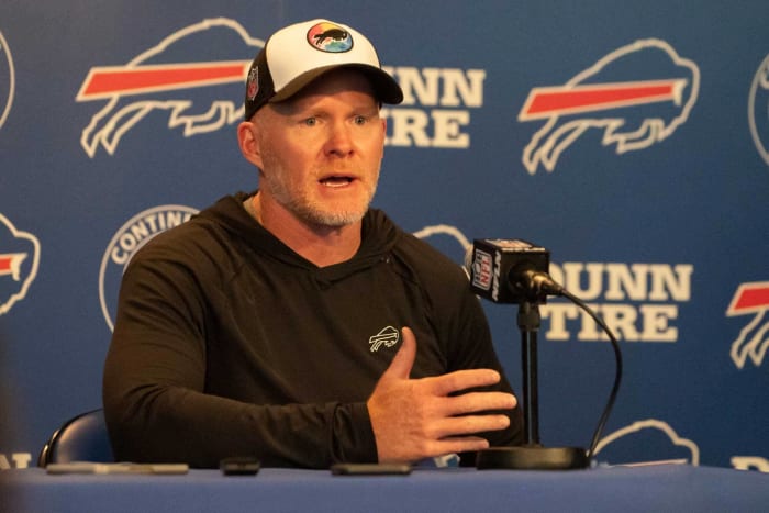 Bills defense sans Leslie Frazier