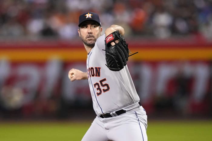 Houston Astros: Yainer Diaz welcoming tests of his throwing arm