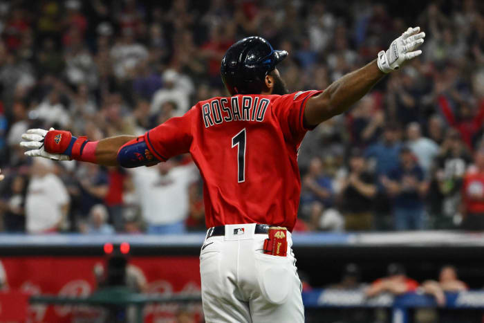 Nationals' Juan Soto, Cardinals' Miles Mikolas have tense at-bat in NLCS  Game 1 