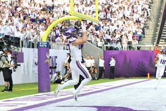 NFL Week 16 fantasy: Surprises, disappointments & waiver provides 2 Surprises: T.J. Hockenson, TE, Vikings