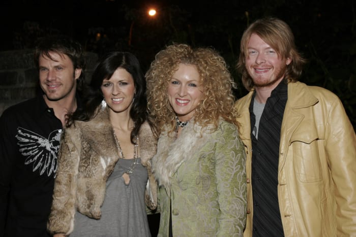 "Boondocks," Little Big Town