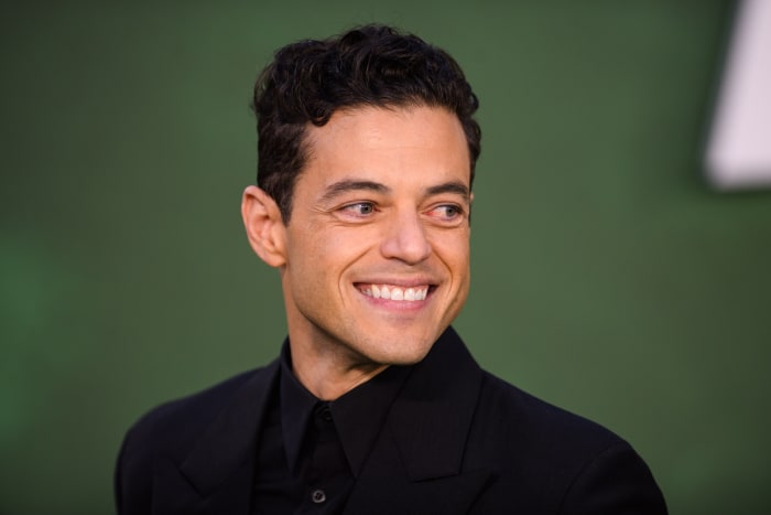 Rami Malek: 5′ 7″