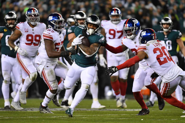 Eagles reveal Giants have more ground to cover