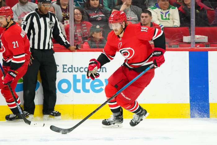 Carolina Hurricanes: Dougie Hamilton