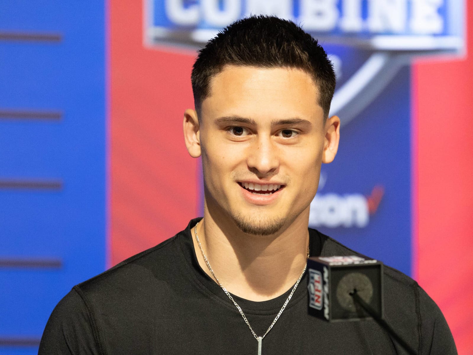 Josh Allen wants punter Matt Araiza to adopt 'Hold God' nickname