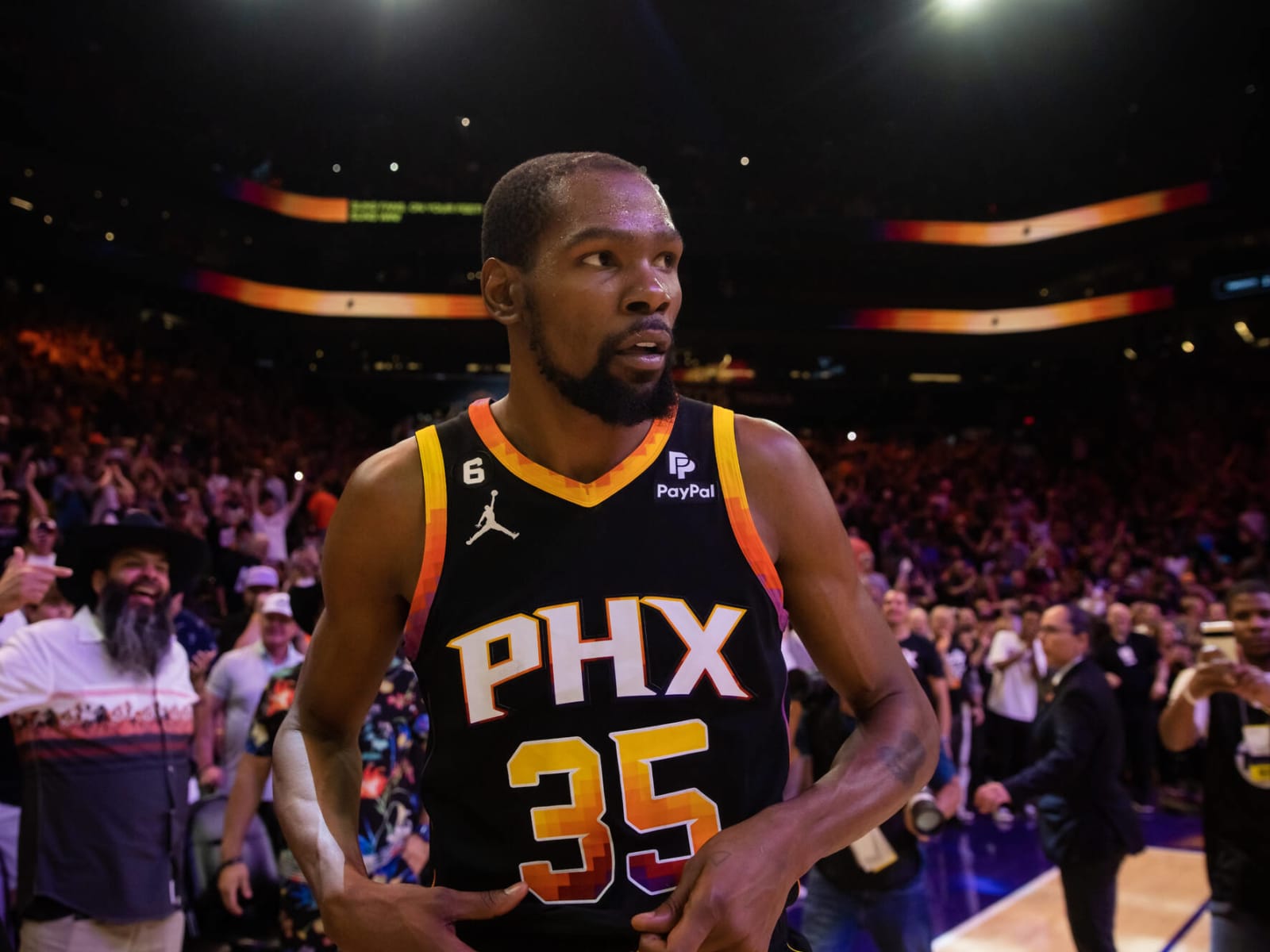 PHNX Diamondbacks on X: Kevin Durant is sitting front row at this