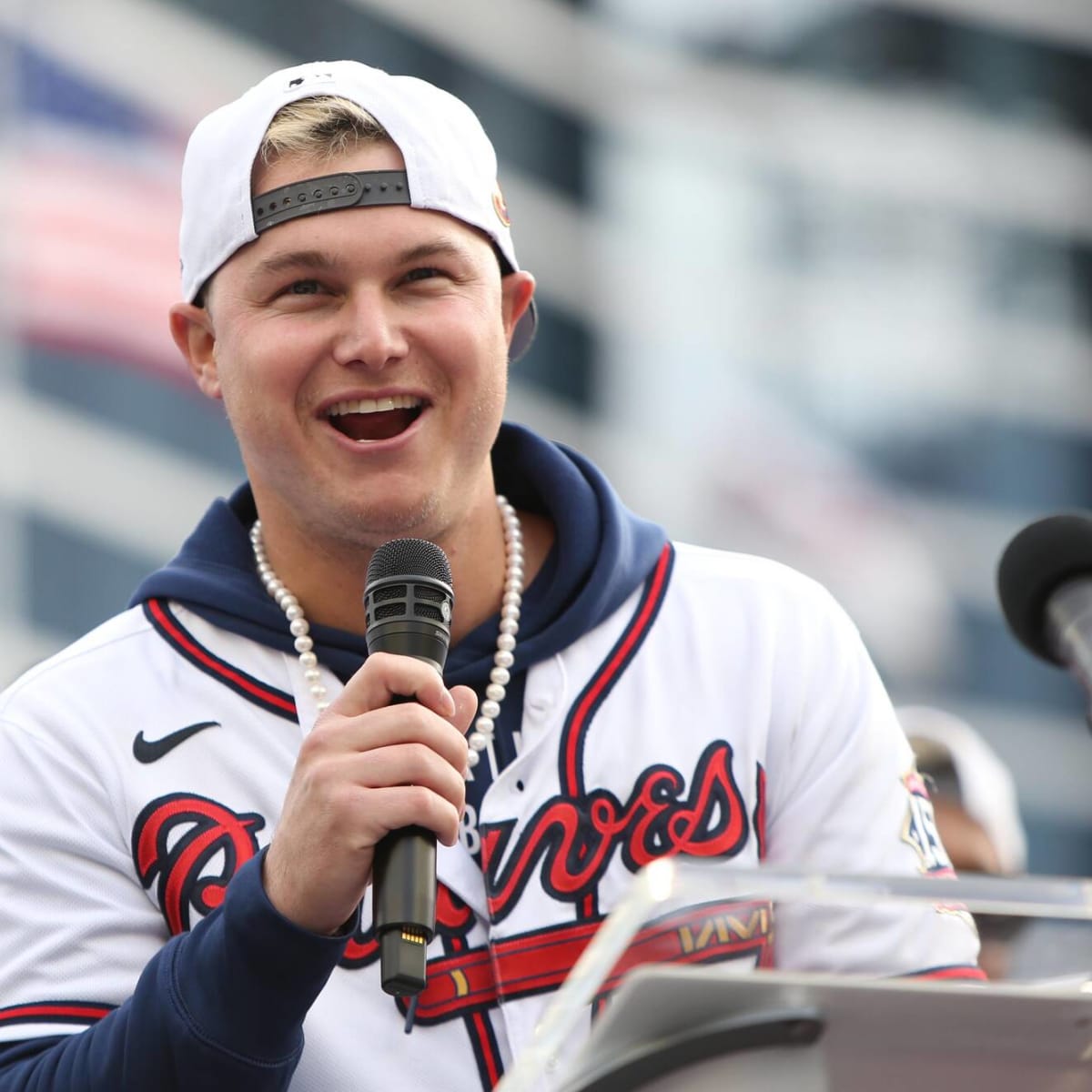 Reports: Braves' Joc Pederson agrees to 1-year, $6M deal with Giants