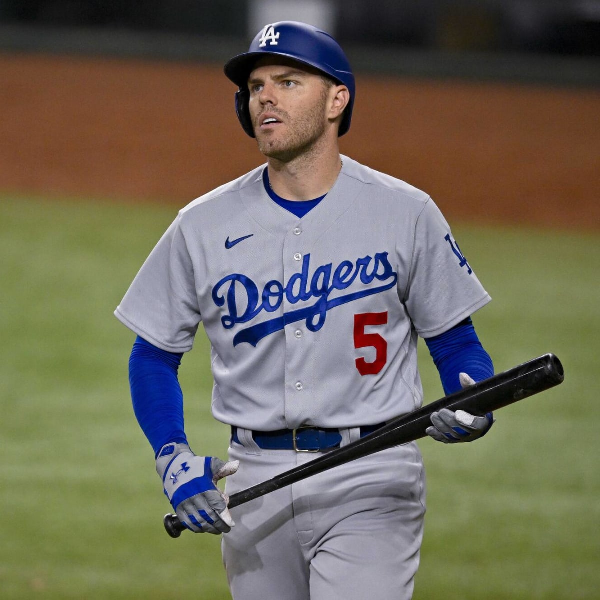 Watch: Dodgers new dance celebration inspired by Freddie Freeman