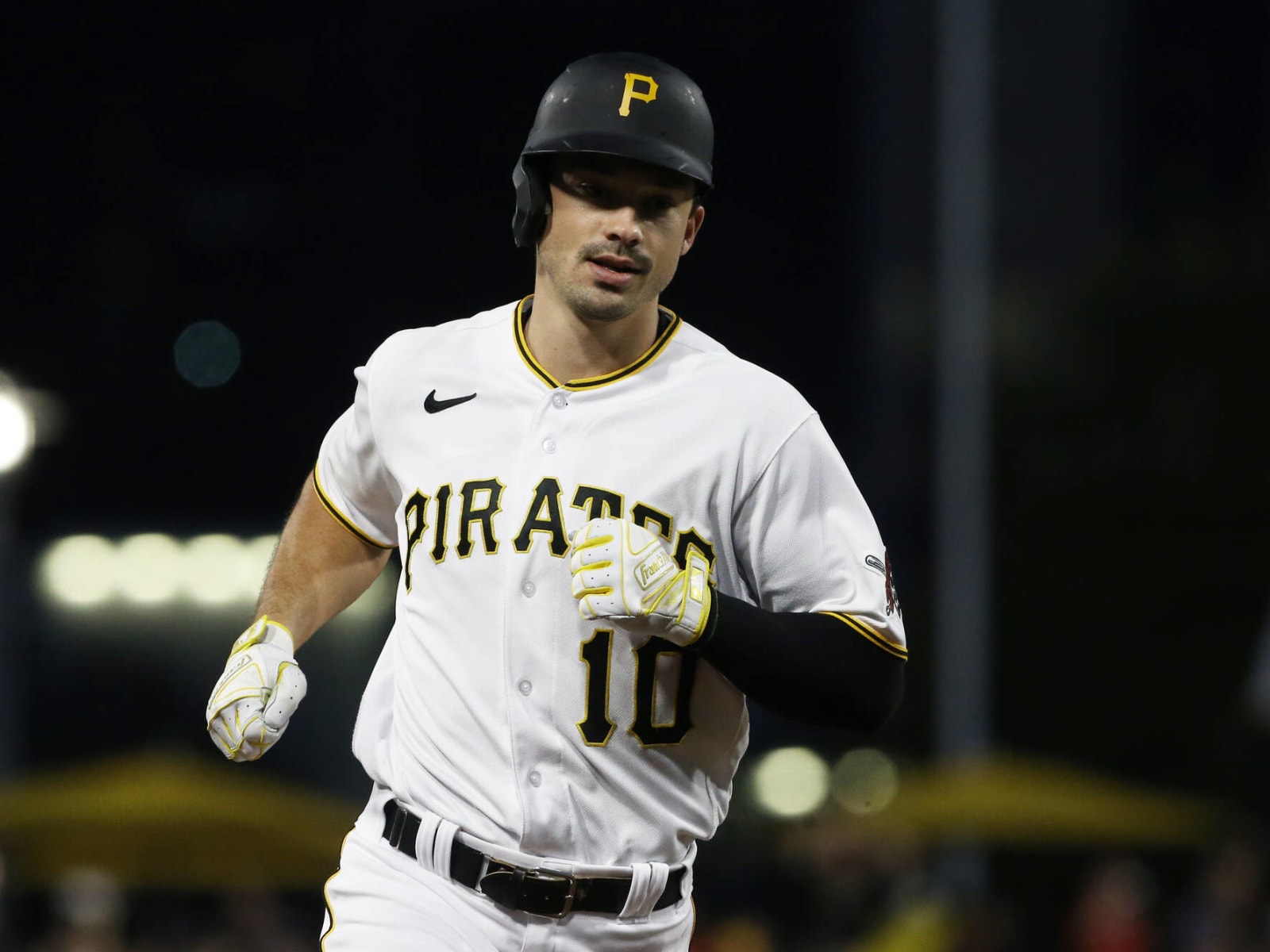 Bleeding Yankee Blue: TALKS WITH THE PIRATES FOR BRYAN REYNOLDS STILL A  REAL THING