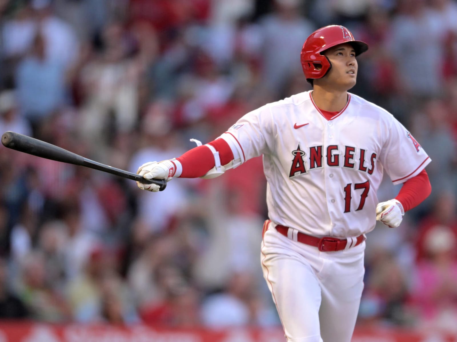 Los Angeles Angels on X: Seeing red #GoHalos