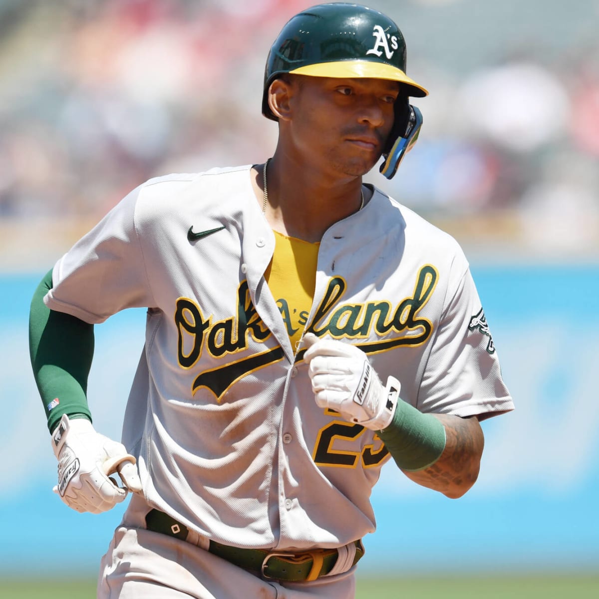 A's trade Christian Bethancourt for Christian Fernandez & Cal Stevenson 