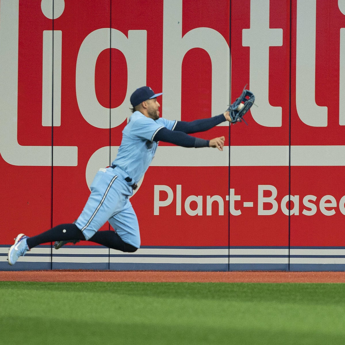 Watch: George Springer saves Blue Jays with diving catch in ninth inning