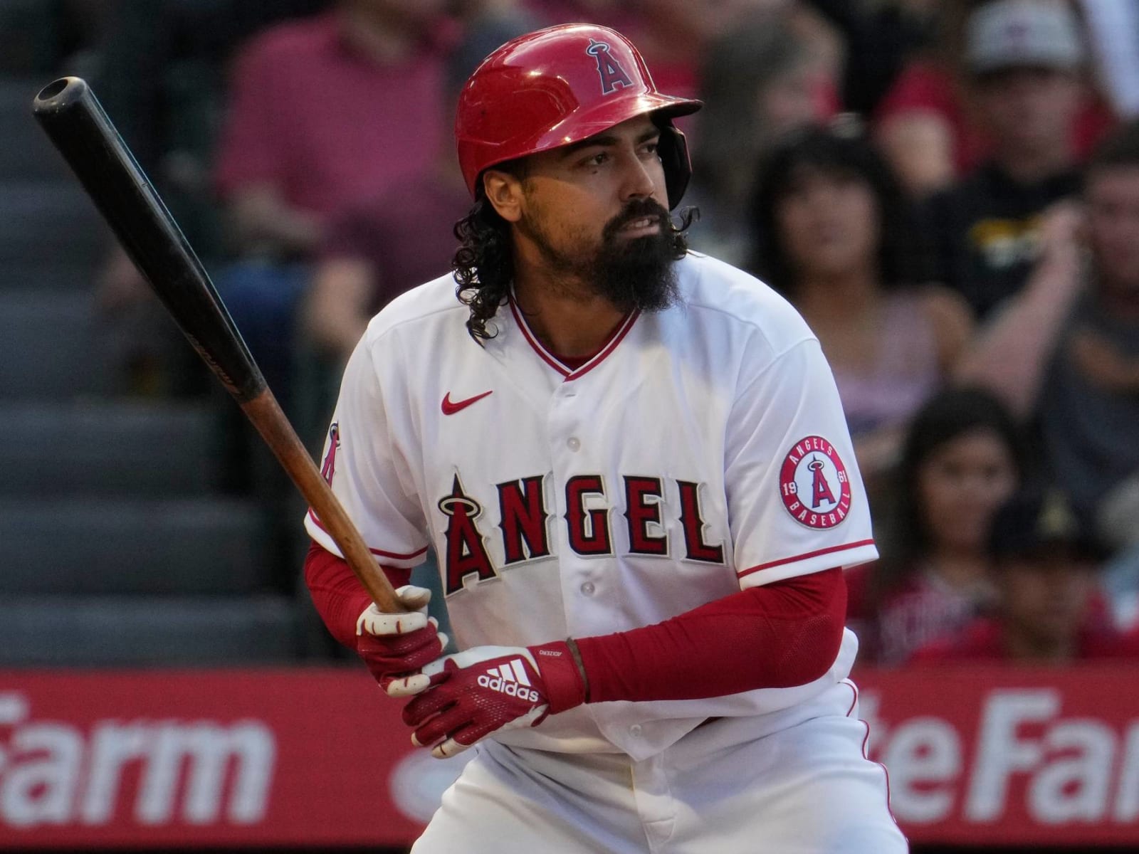 Anthony Rendon, Taylor Ward leave Angels' game with injuries