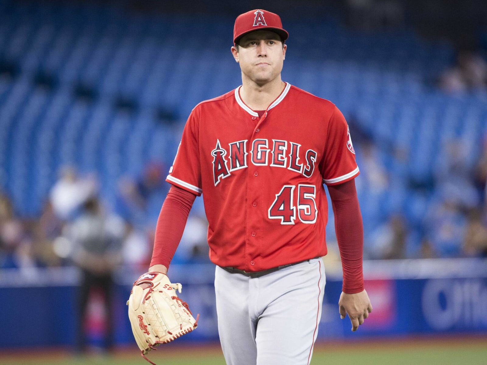 A year since Tyler Skaggs' death, family's pain remains fresh