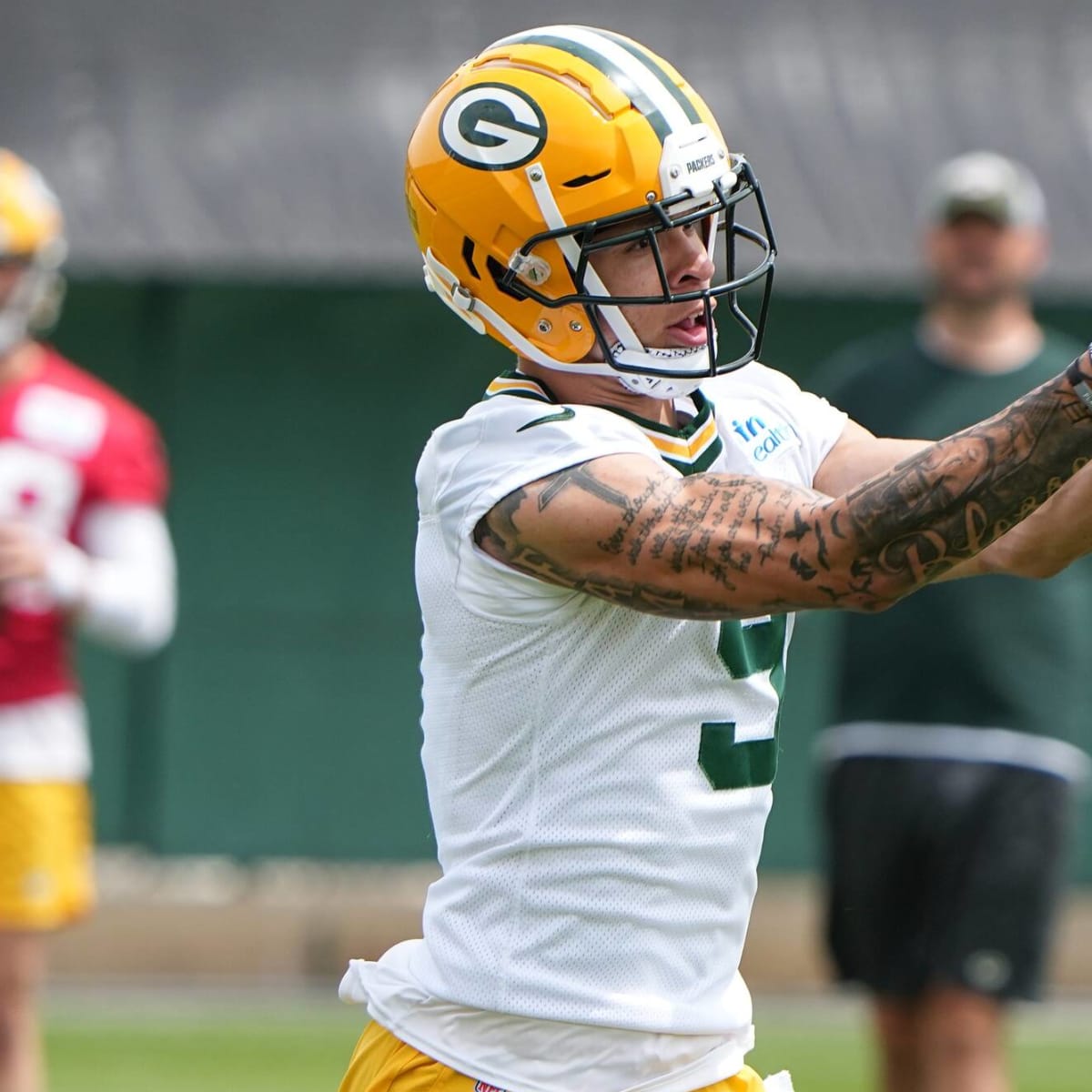 Packers rookie WR Christian Watson drops would-be touchdown on first play  of 2022