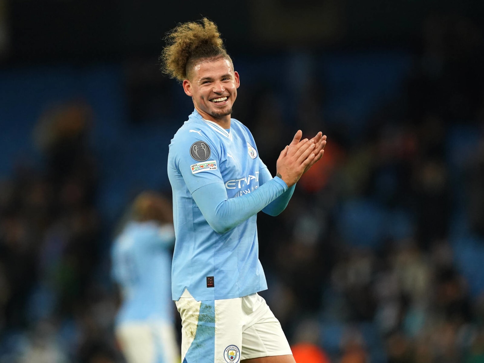 Kalvin Phillips to give up 'multi-million pound pay-off' as Manchester City  exit looms - Paper Round - Eurosport