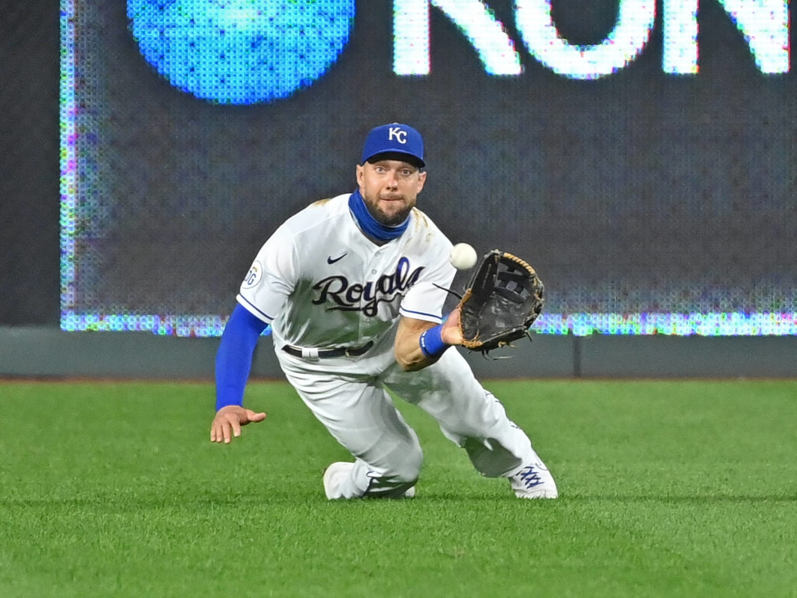 Royals outfielder Alex Gordon to retire after season