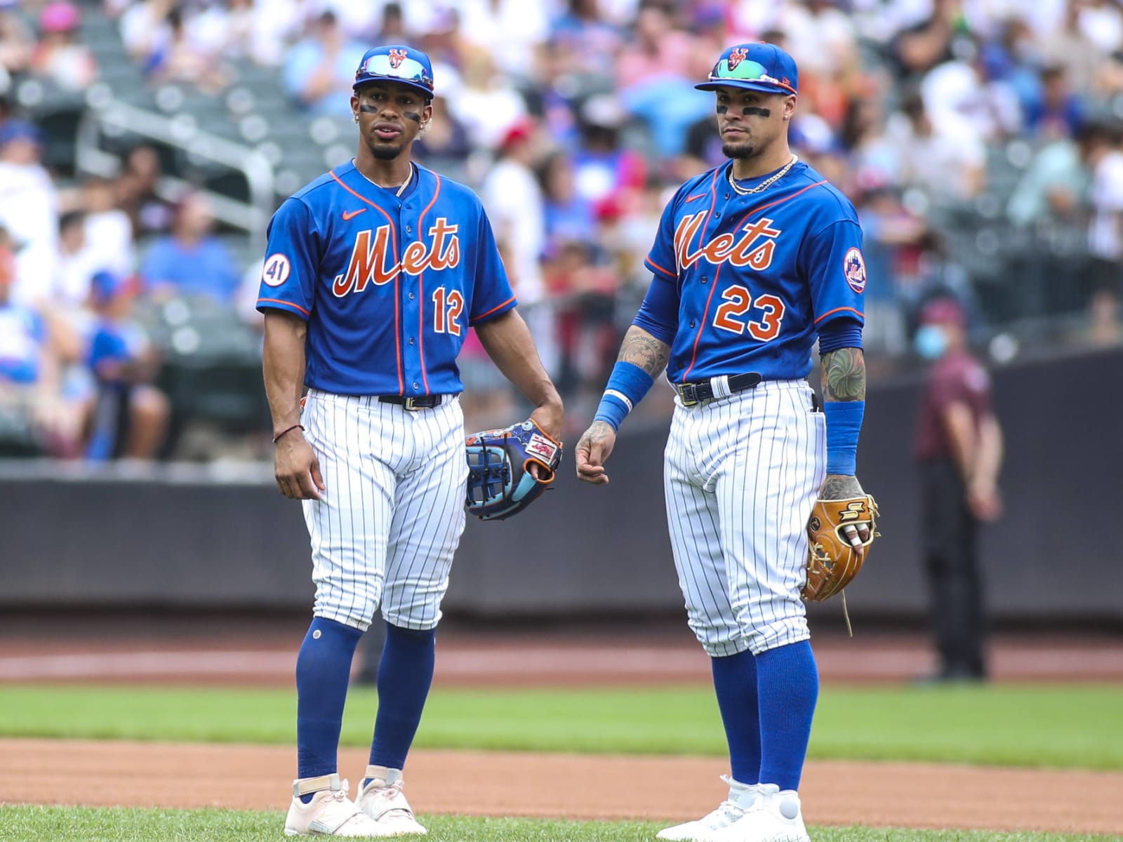 Mets stars apologize to fans for thumbs-down fiasco