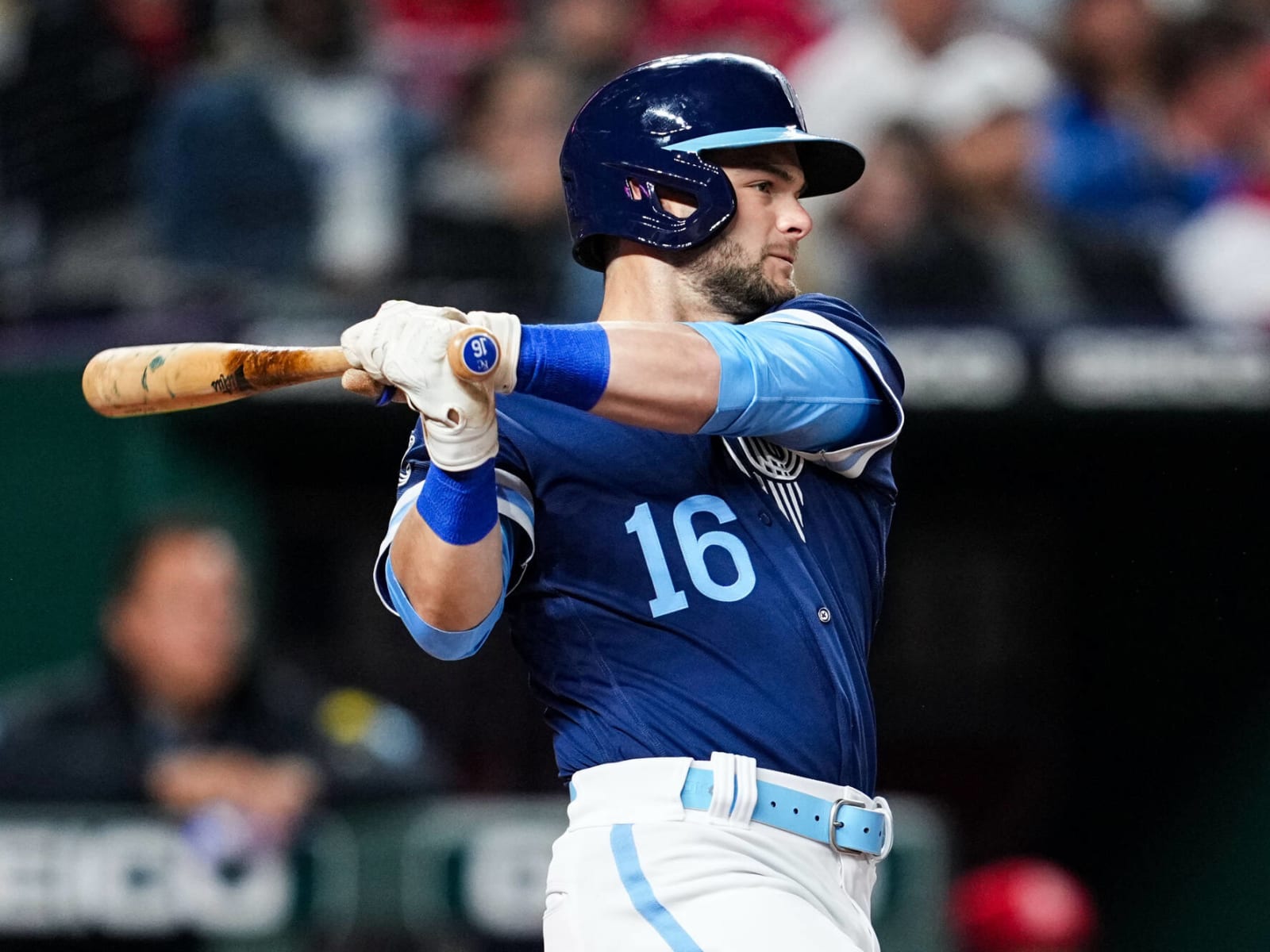 Andrew Benintendi, Royals go to arbitration: $8.5M vs $7.3M