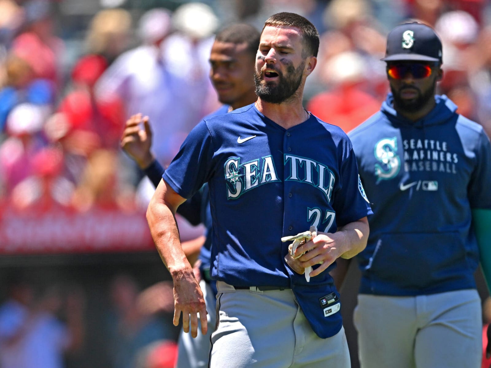 Mariners frustrated with 'tired act' Jesse Winker per Seattle reporter