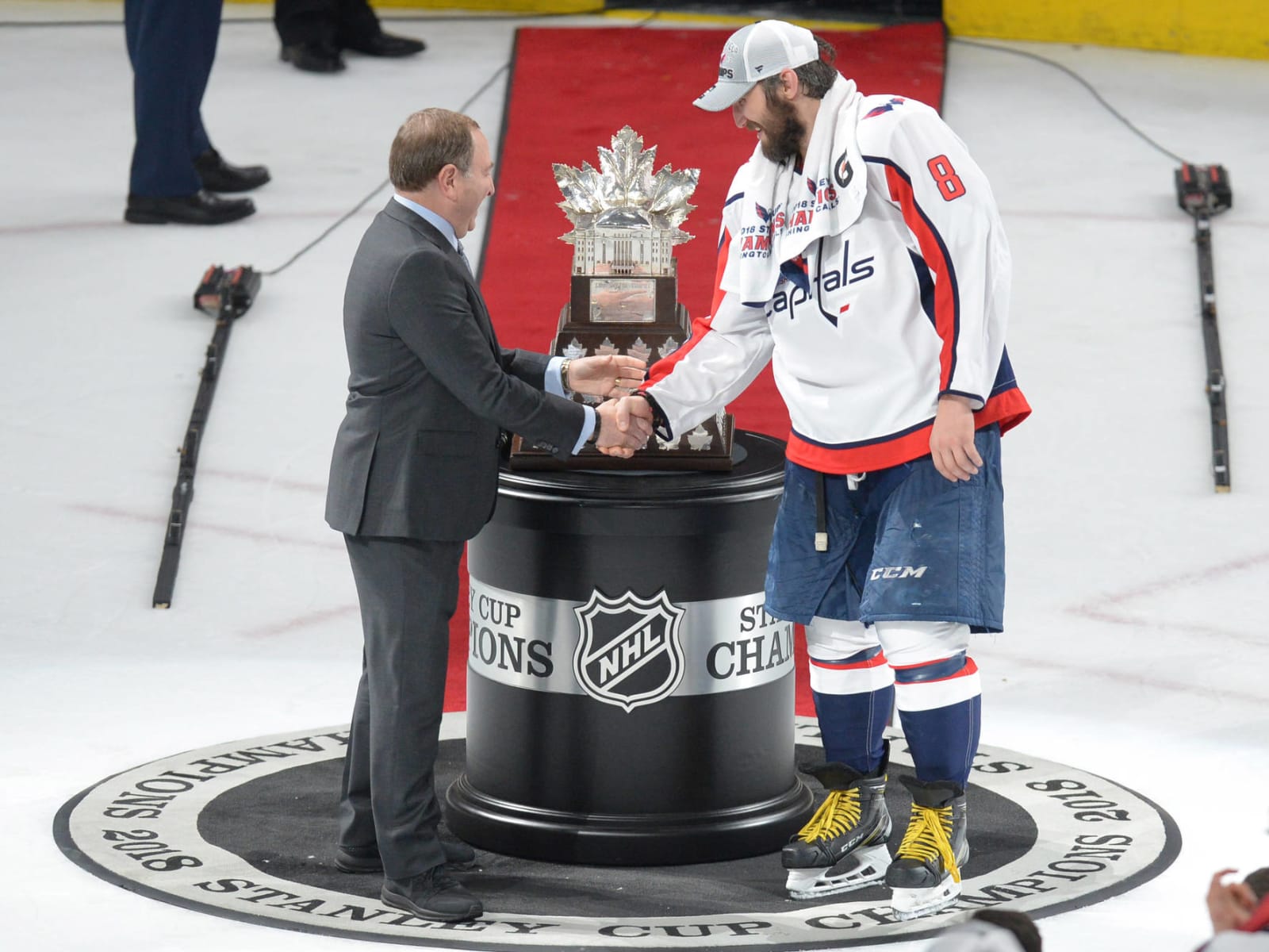 Kings' Williams awarded Conn Smythe Trophy