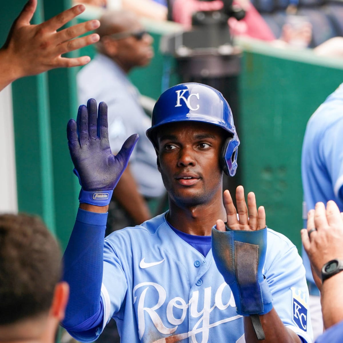 Minnesota Twins acquire OF Michael A Taylor from Kansas City