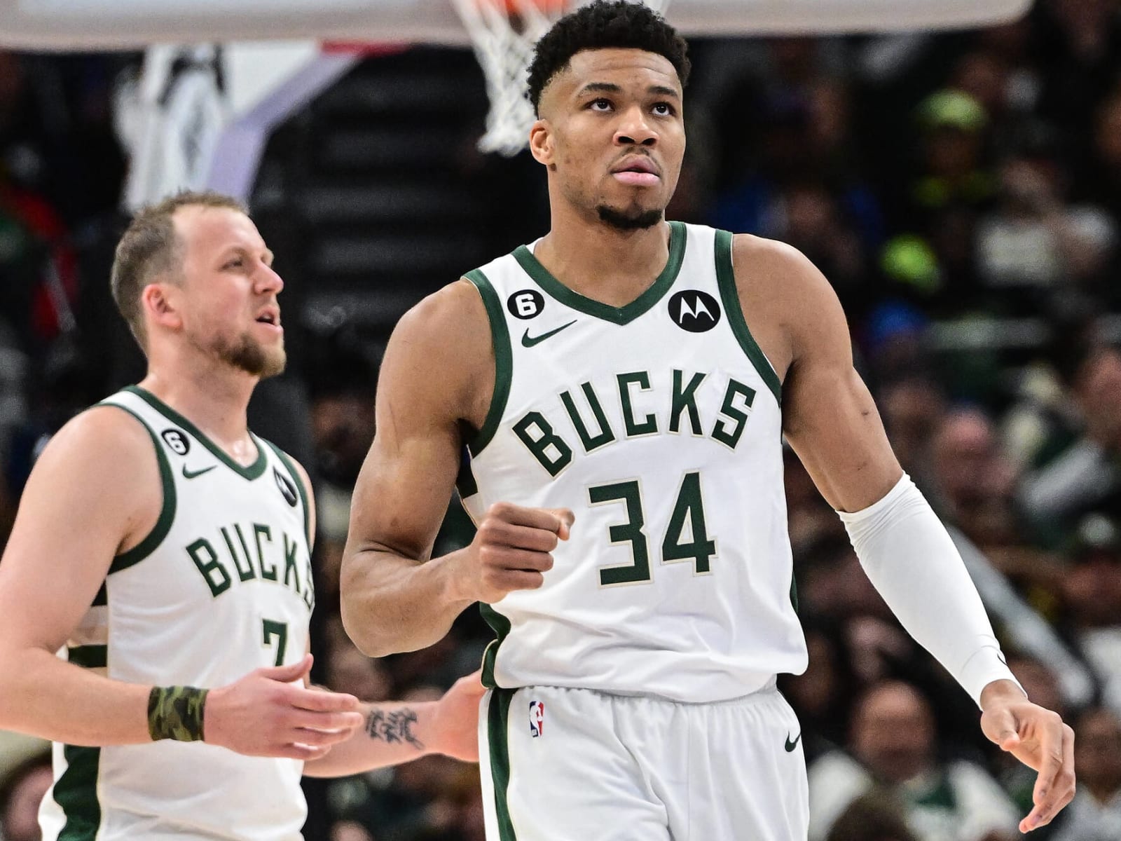 Giannis Antetokounmpo eyeing possible move to Lakers?