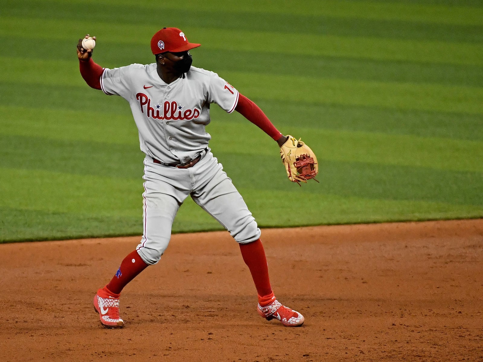 Didi Gregorius, Phillies agree to two-year, $28M deal