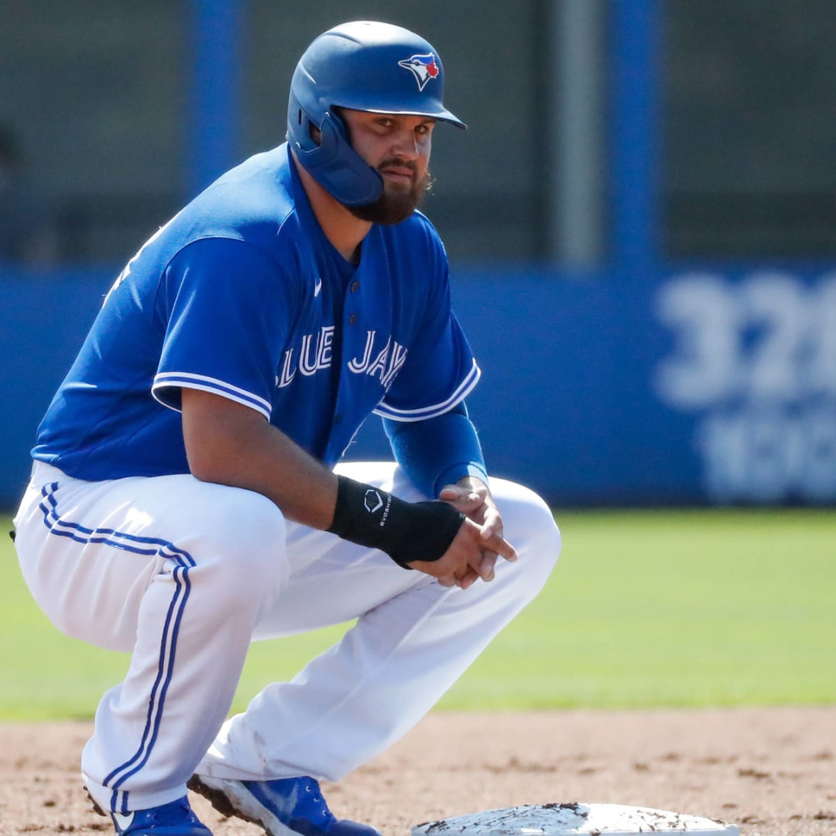 Rowdy Tellez's big league debut 'nothing short of amazing