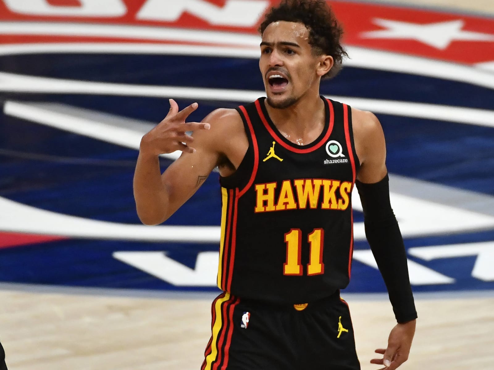 Trae Young's huge second half rallies Hawks to East's No. 8 seed