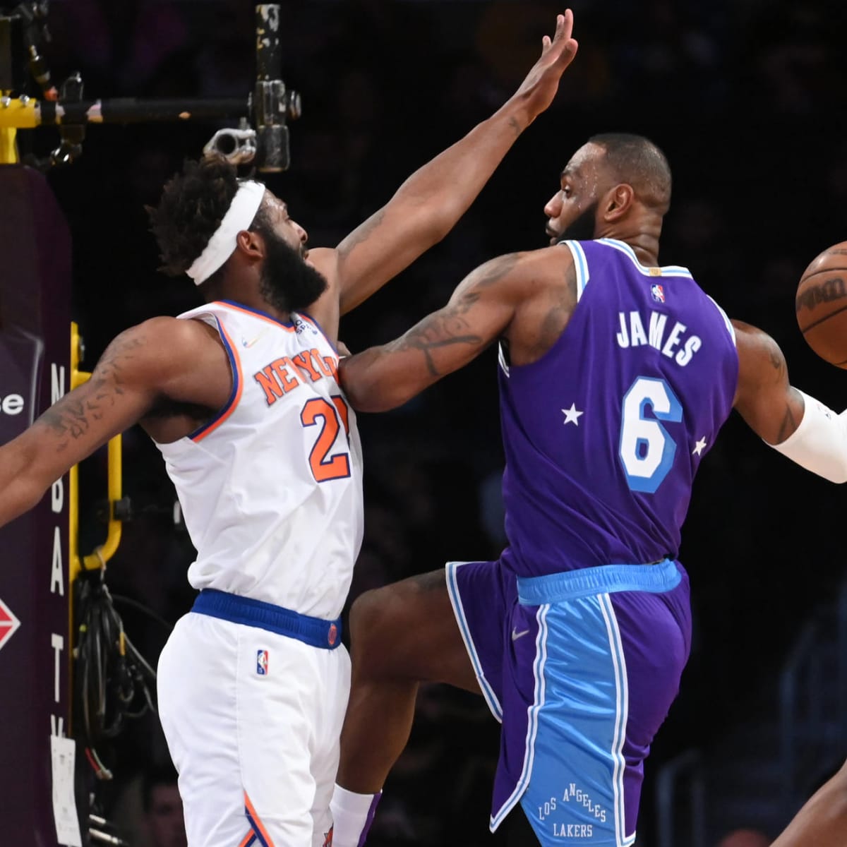 LeBron James continues to defy age with ferocious windmill dunk against  Boston Celtics after one-man fastbreak