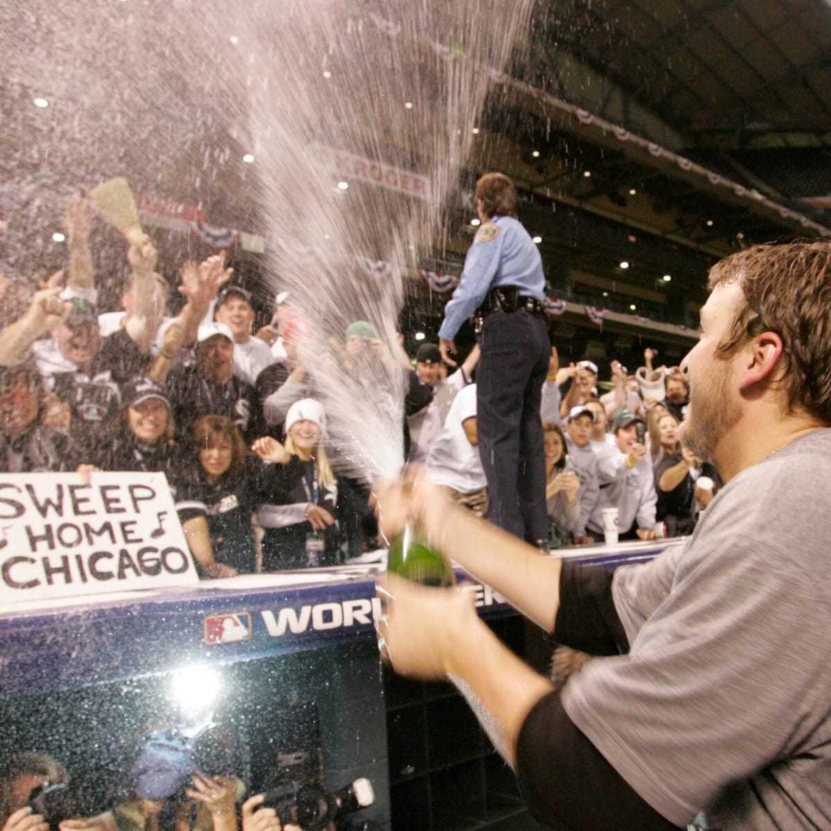 The Chicago White Sox celebrate winning Game 4 of the 2005 World