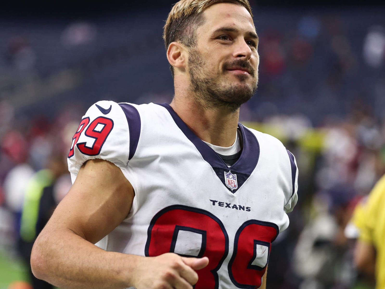 Texans place receiver Danny Amendola on COVID-19 reserve