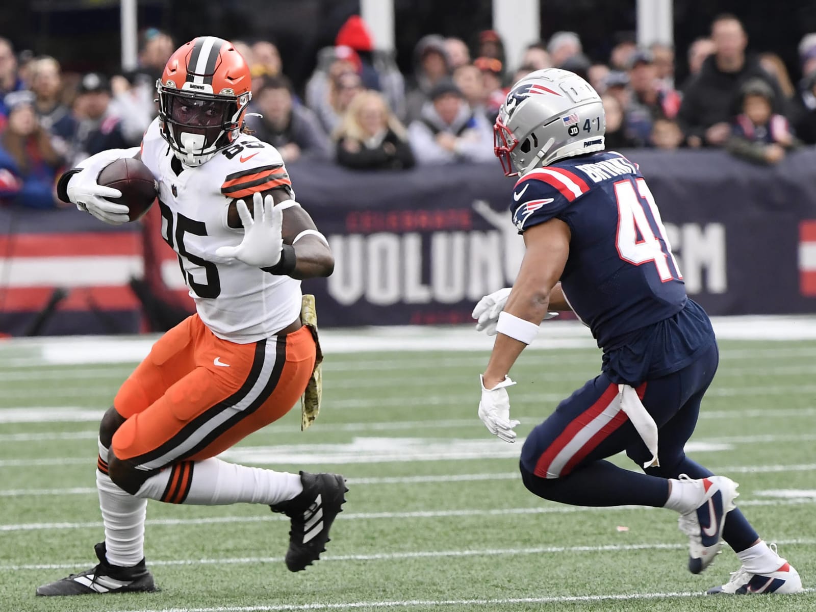 Browns TE David Njoku placed on COVID-19 reserve and is a longshot