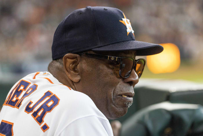 Dusty Baker leads fifth different club to division title